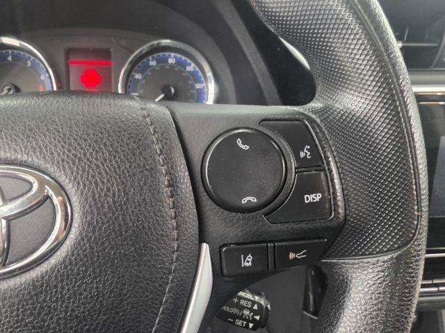 Used 2017 Toyota Corolla LE FWD image 19