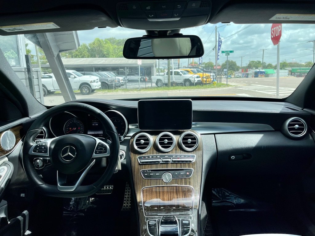 Used 2015 Mercedes-Benz C 400 4MATIC image 27