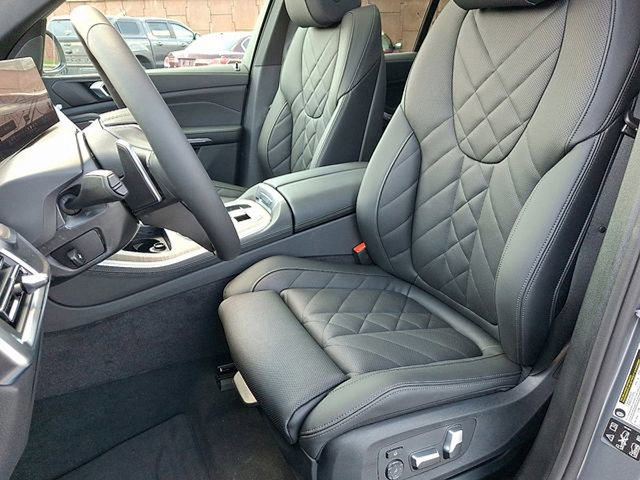 Used 2026 BMW X5 xDrive40i w/ Premium Package image 9