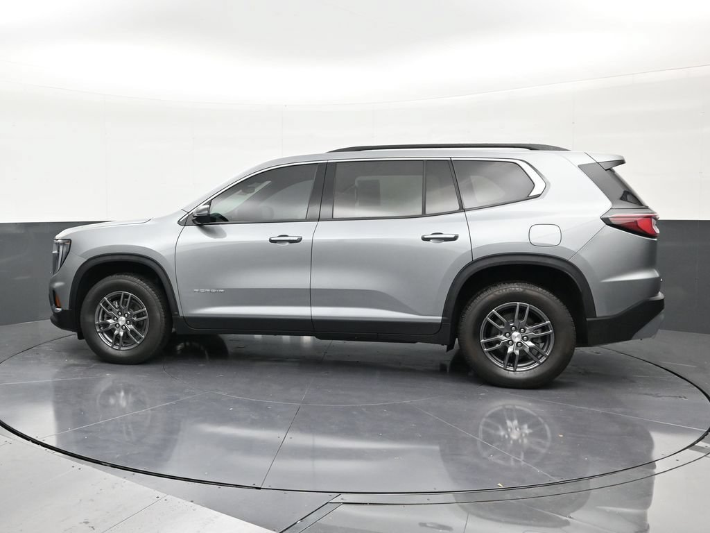 Used 2026 GMC Acadia Elevation FWD image 2