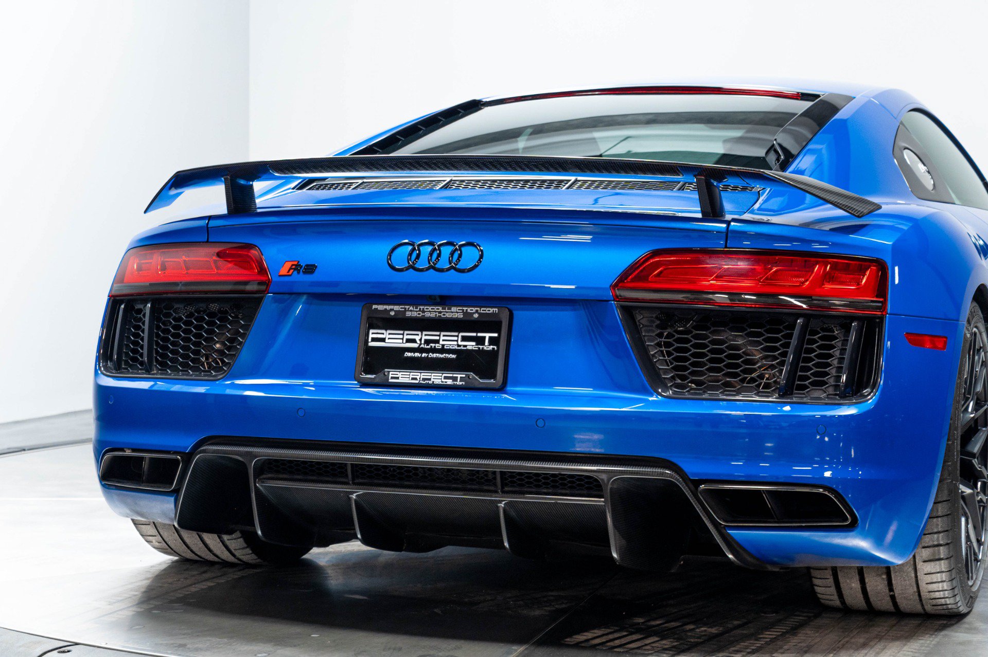 Used 2017 Audi R8 V10 plus AWD/4WD image 71