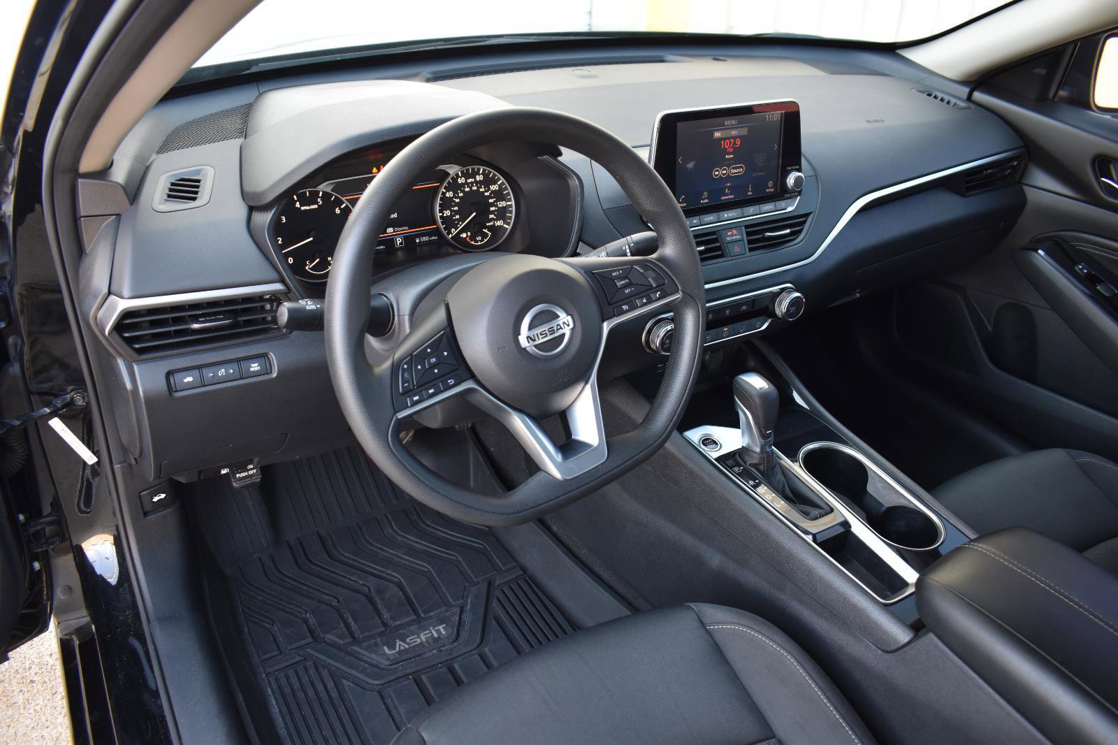 Used 2021 Nissan Altima 2.5 SV image 25