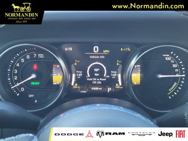 Used 2022 Jeep Wrangler Unlimited Sahara AWD/4WD image 8
