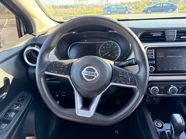 Used 2021 Nissan Versa SV FWD image 22