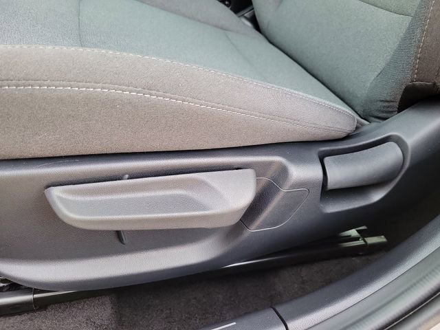 Used 2025 Kia K4 LXS image 19