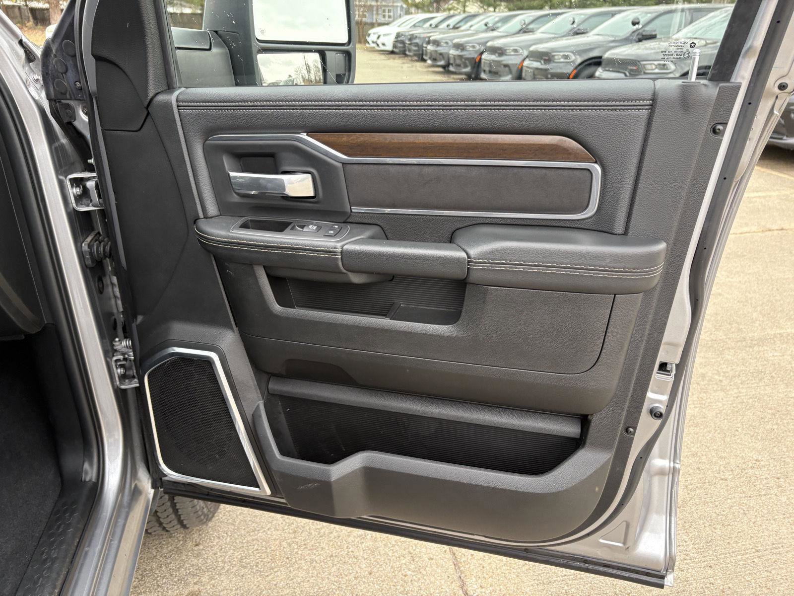Used 2024 RAM 2500 Laramie image 17