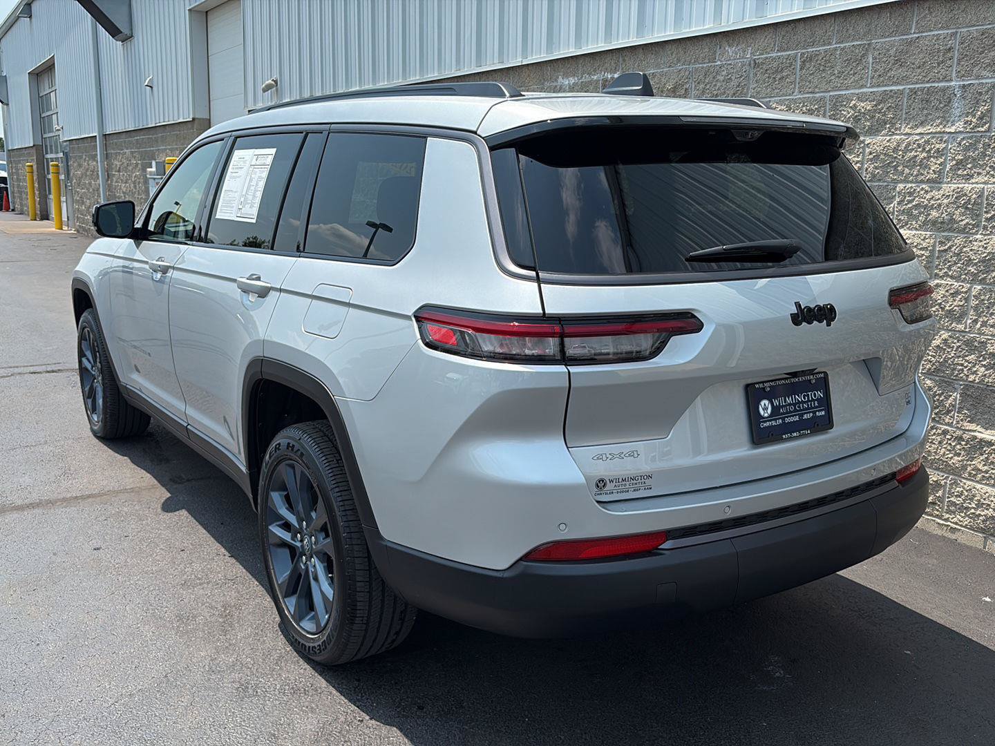 Used 2026 Jeep Grand Cherokee L Limited AWD/4WD image 47