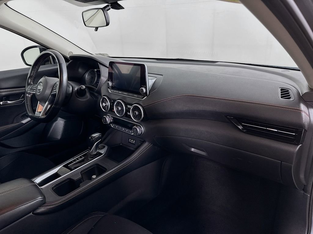 Used 2022 Nissan Sentra SR w/ Trunk Package image 35
