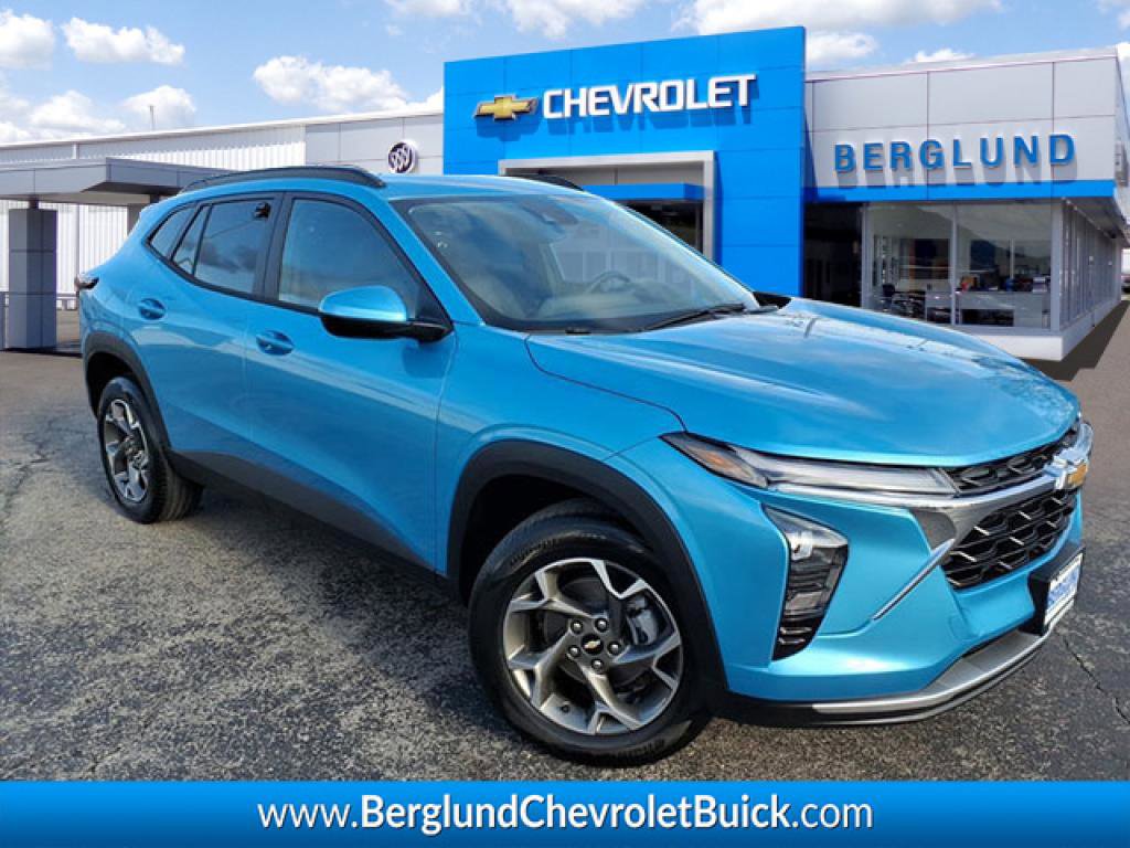 New 2026 Chevrolet Trax LT w/ Driver Confidence Package