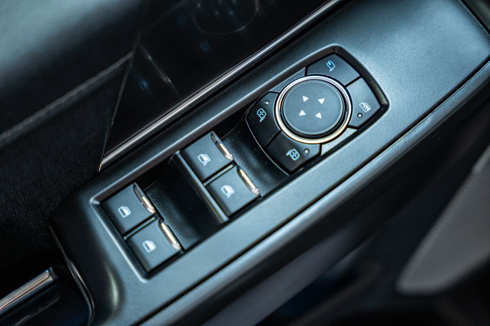 Certified 2024 Ford F150 Lariat image 47