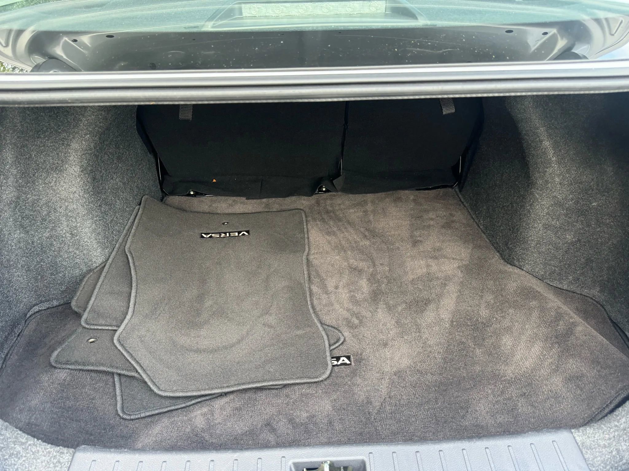 Used 2023 Nissan Versa SV w/ Trunk Package image 19