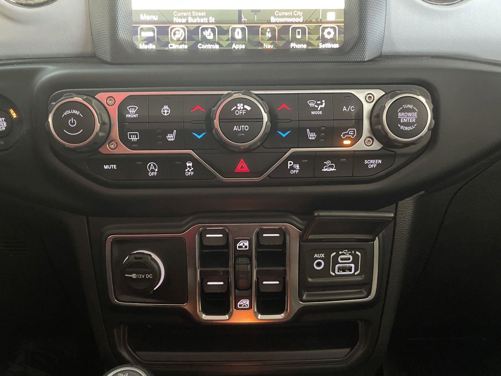 Used 2023 Jeep Gladiator Overland image 17