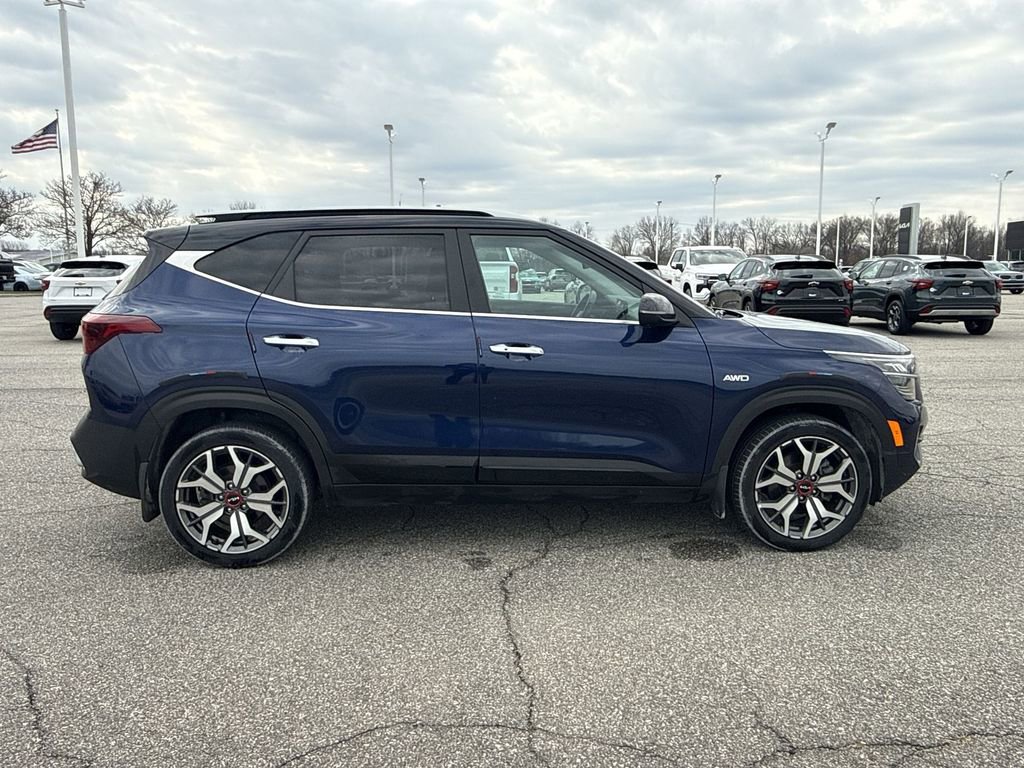 Used 2022 Kia Seltos SX image 9