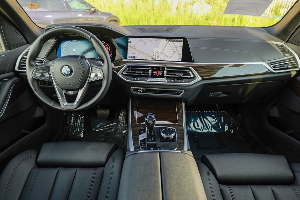 Used 2021 BMW X5 xDrive40i w/ Convenience Package AWD/4WD image 42
