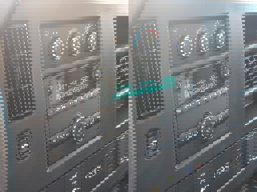 New 2025 GMC Savana 3500 w/ Power Convenience Package image 15