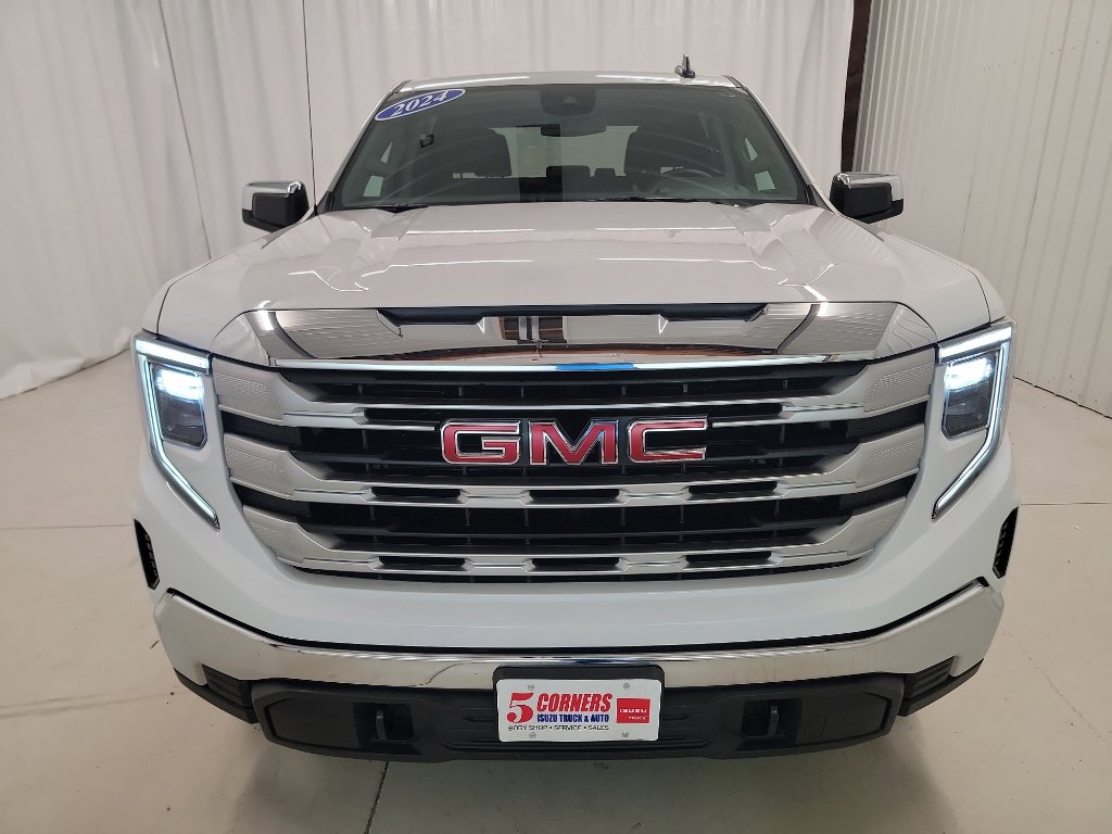 Used 2024 GMC Sierra 1500 SLE w/ Enhanced Capability Package image 2