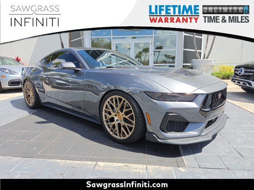 Used 2025 Ford Mustang GT Premium image 1