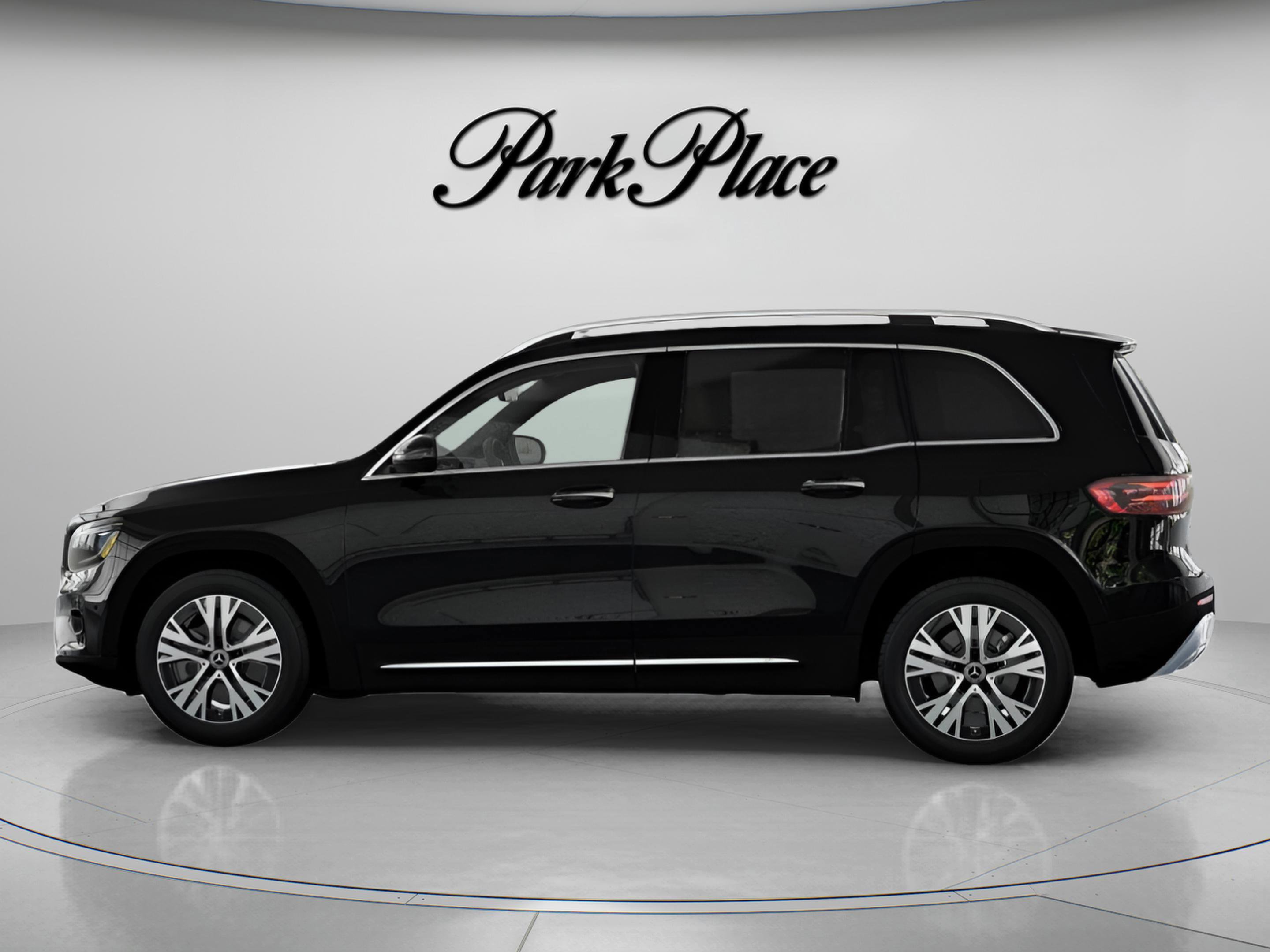 Used 2026 Mercedes-Benz GLB 250 image 8