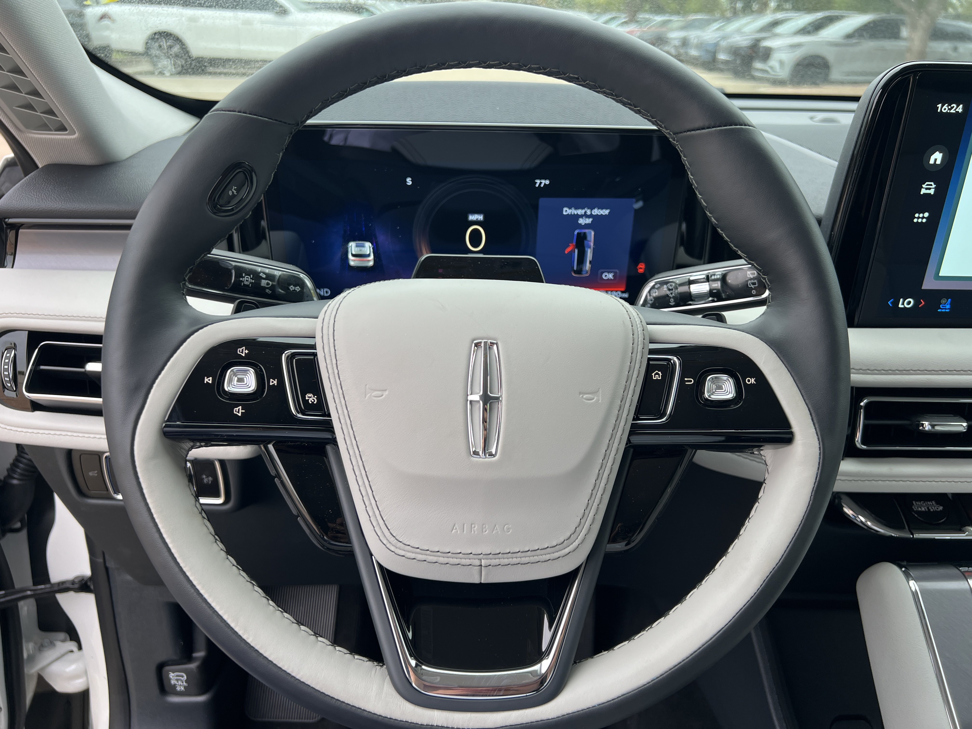 New 2027 Lincoln Aviator 2WD image 16