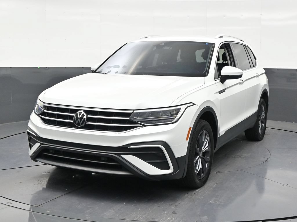 Used 2023 Volkswagen Tiguan SE FWD image 8