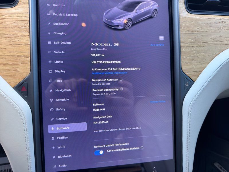 Used 2020 Tesla Model S Long Range Plus AWD/4WD image 16