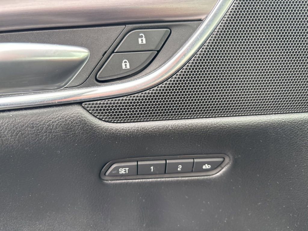 Used 2019 Cadillac XT5 Premium Luxury image 58