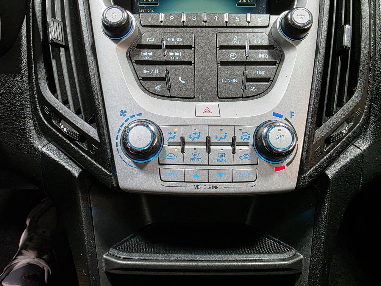 Used 2016 Chevrolet Equinox LS AWD/4WD image 33