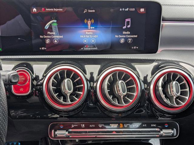 Used 2020 Mercedes-Benz CLA 250 image 13