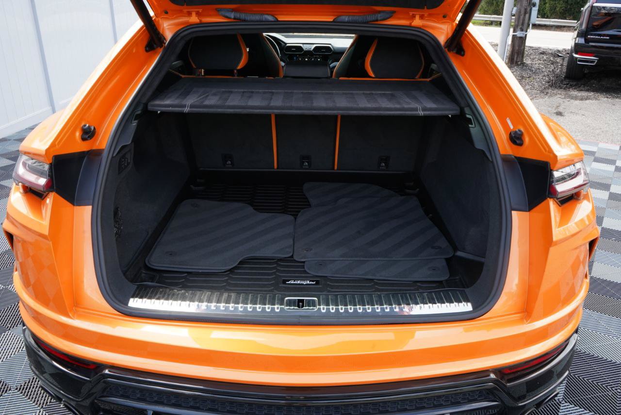 Used 2022 Lamborghini Urus AWD/4WD image 49