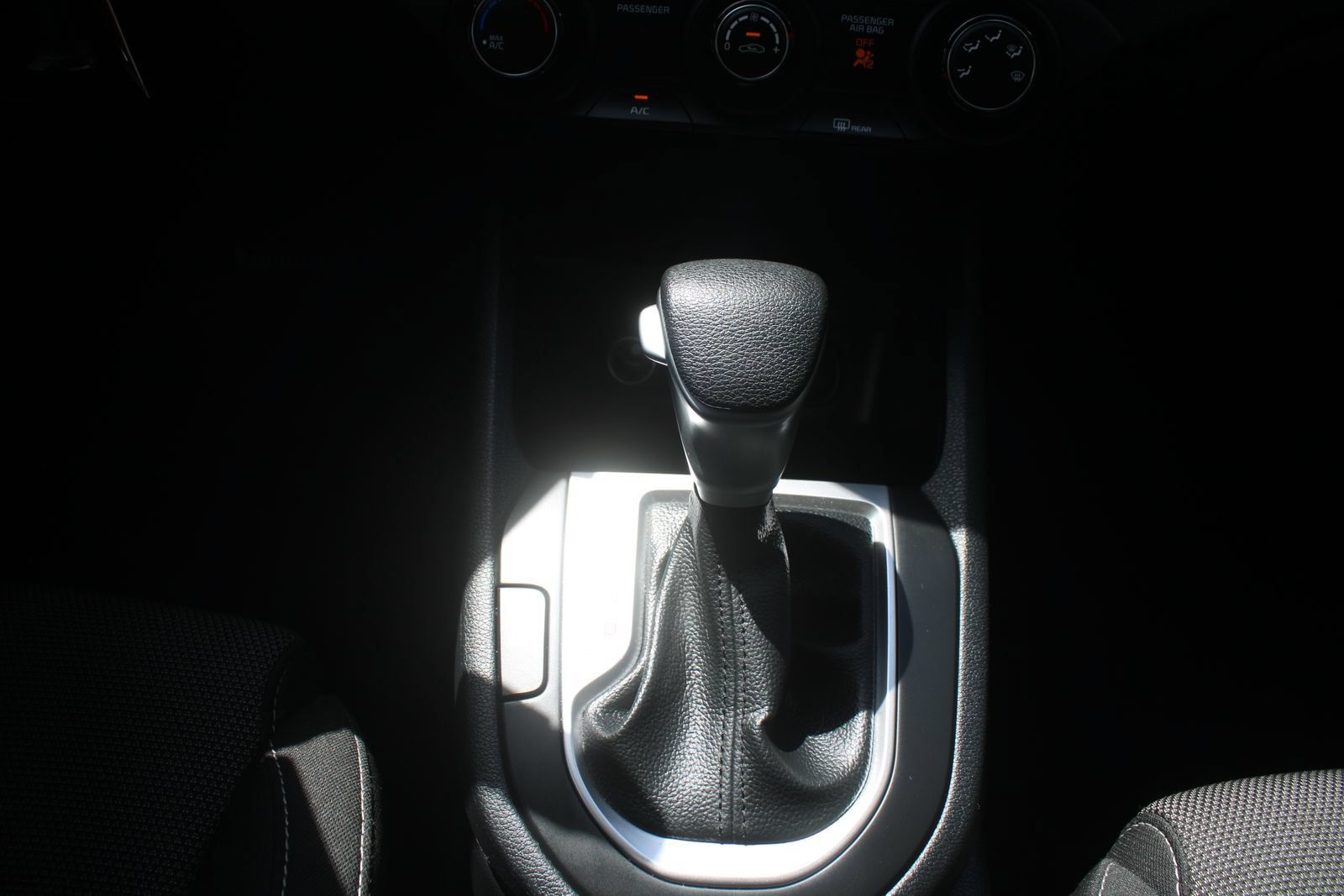 Certified 2024 Kia Forte LXS FWD image 30