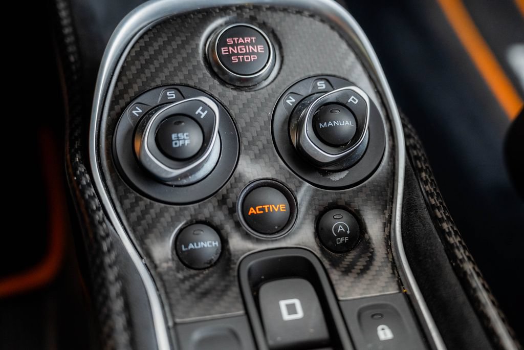 Used 2019 McLaren 600LT RWD image 73
