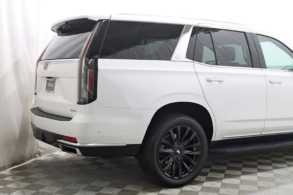 Used 2021 Cadillac Escalade Premium Luxury AWD/4WD image 9