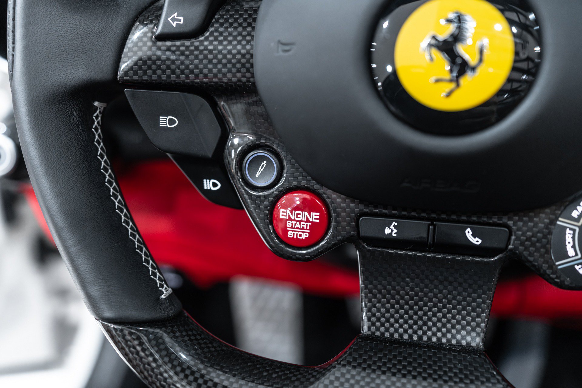 Used 2023 Ferrari 812 GTS RWD image 12