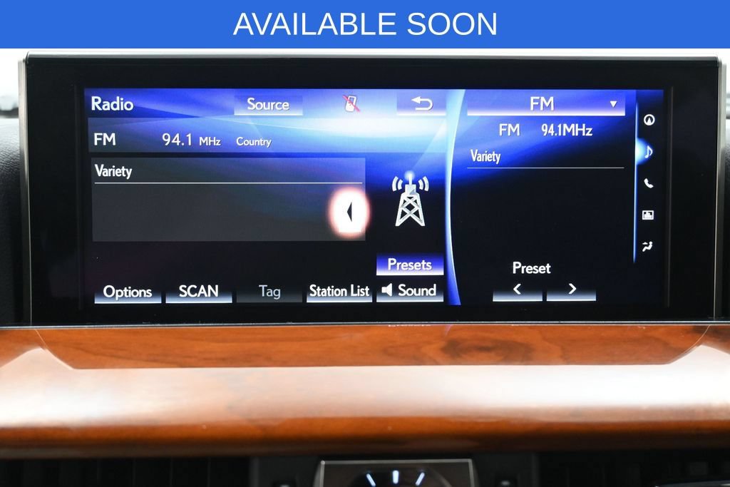 Used 2016 Lexus LX 570 4WD w/ Luxury Package image 23