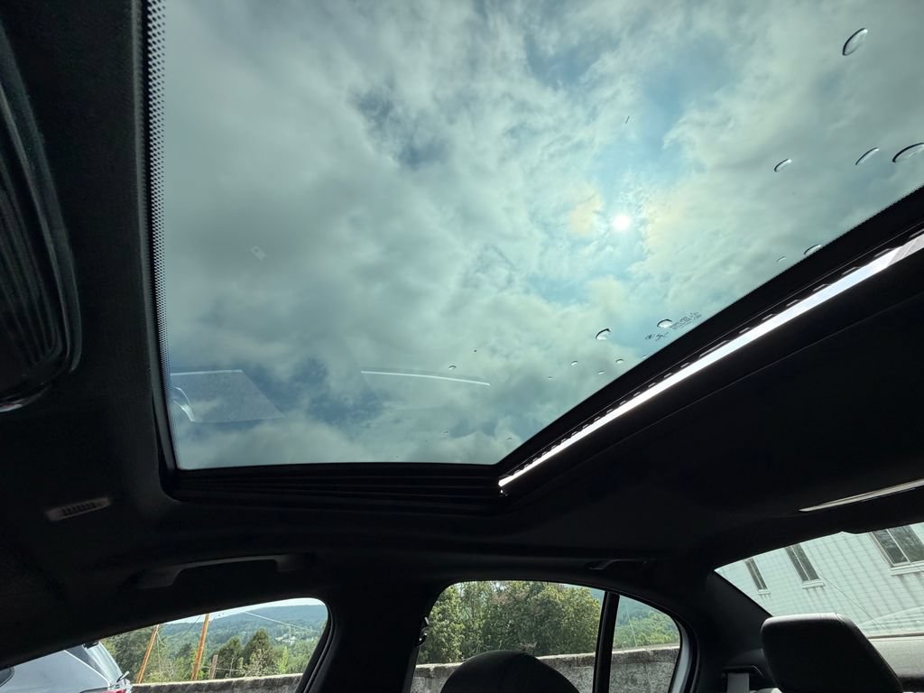 Used 2022 BMW 530i xDrive w/ Convenience Package AWD/4WD image 23