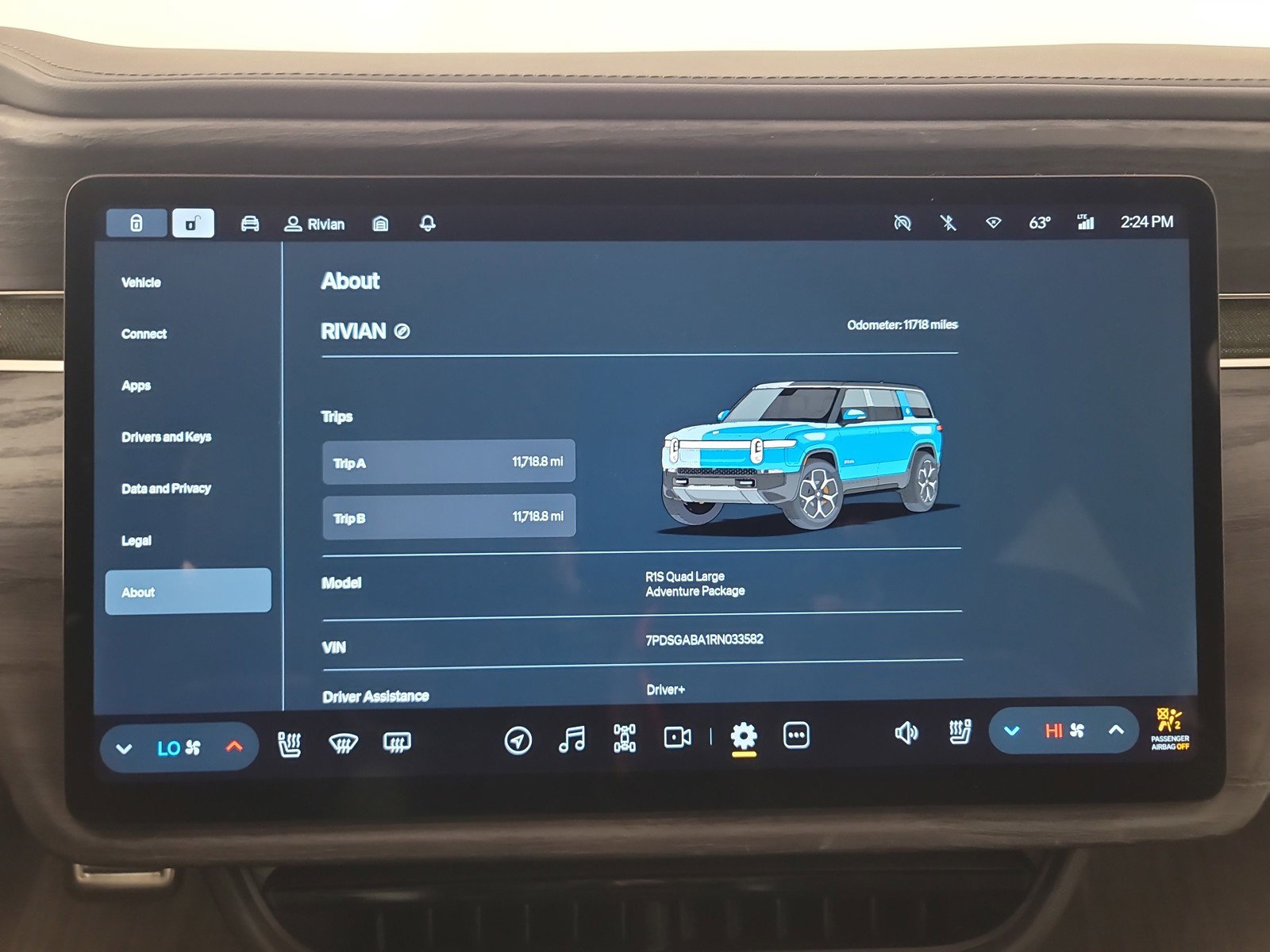 Used 2024 Rivian R1S Adventure AWD/4WD image 29