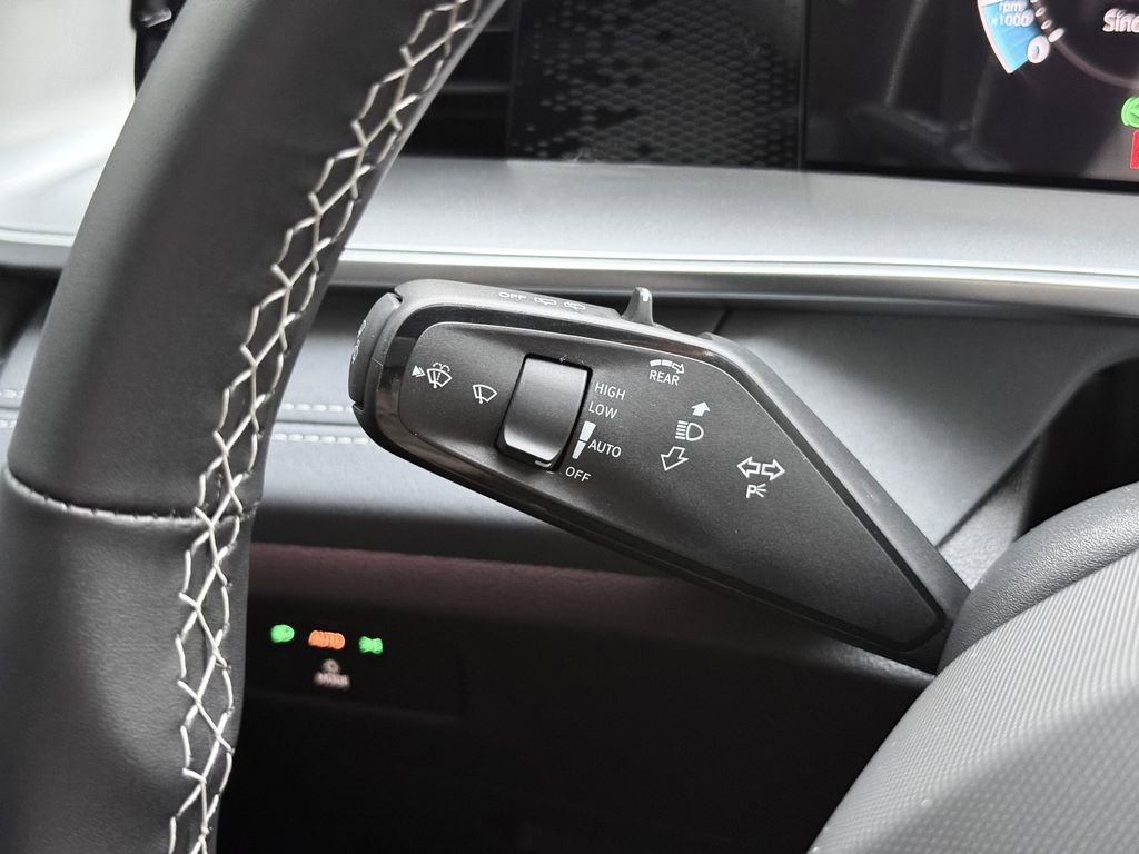 New 2026 Volkswagen Tiguan SE AWD/4WD image 14