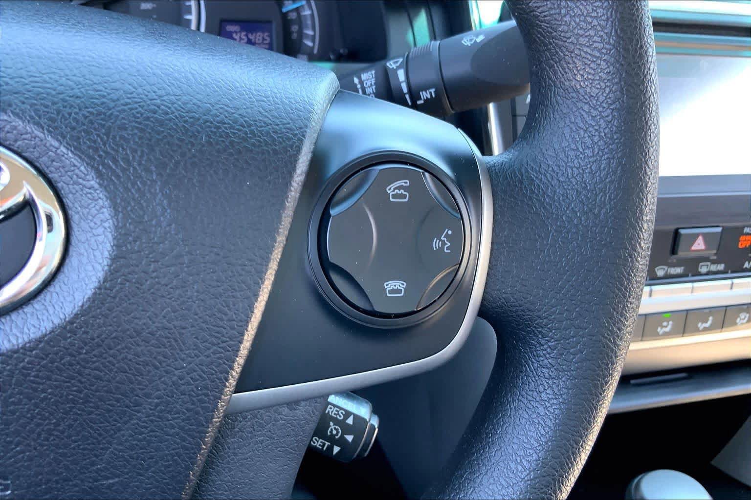Used 2014 Toyota Camry LE FWD image 24