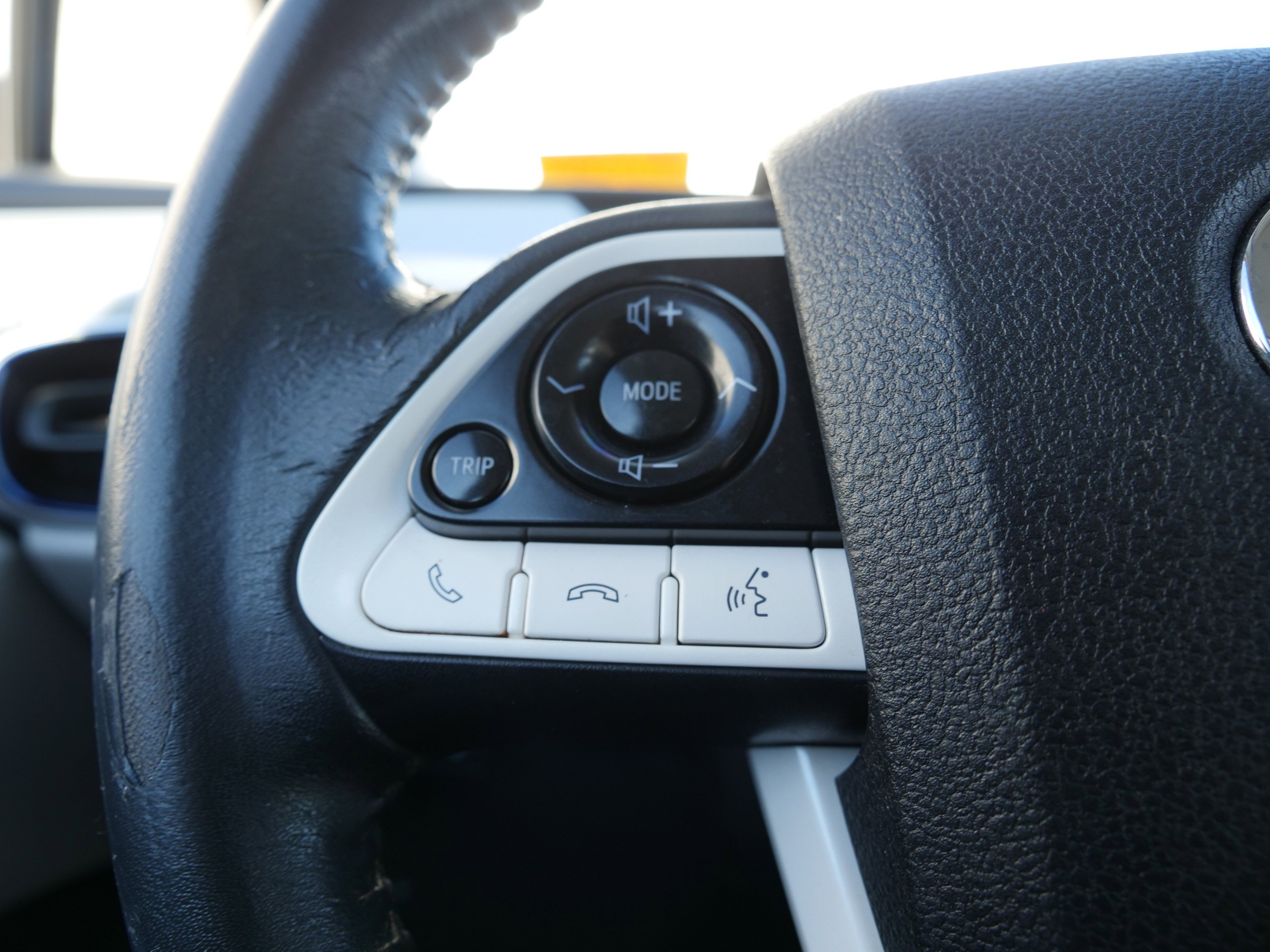 Used 2016 Toyota Prius Four image 19