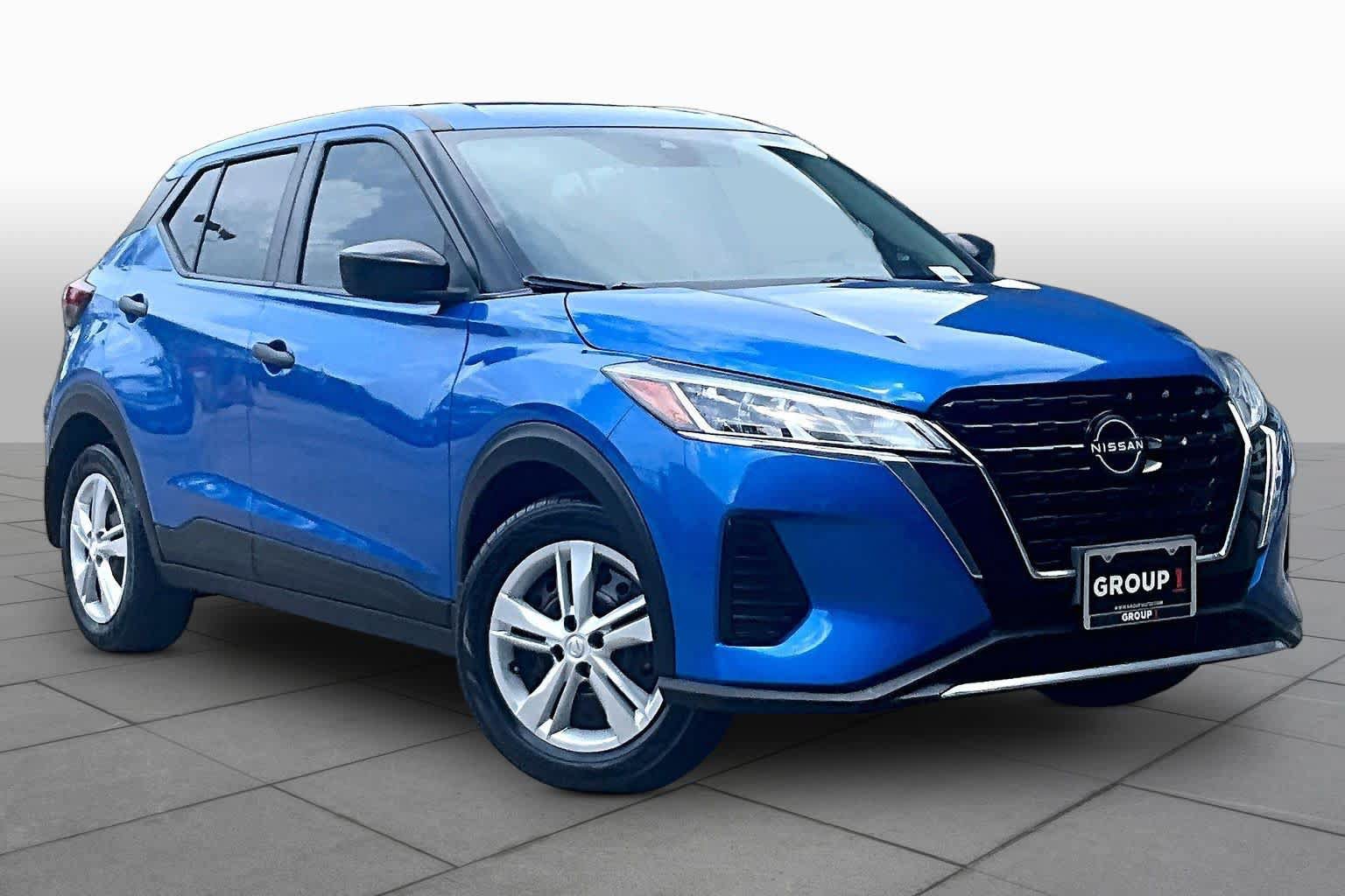 Used 2022 Nissan Kicks S FWD image 3