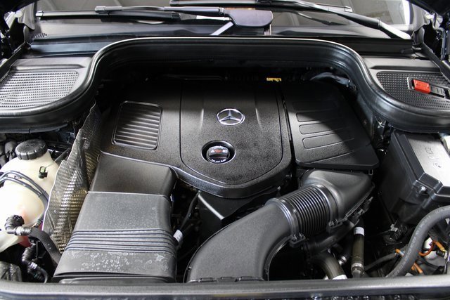 Used 2024 Mercedes-Benz GLE 350 4MATIC w/ AMG Line Exterior image 32
