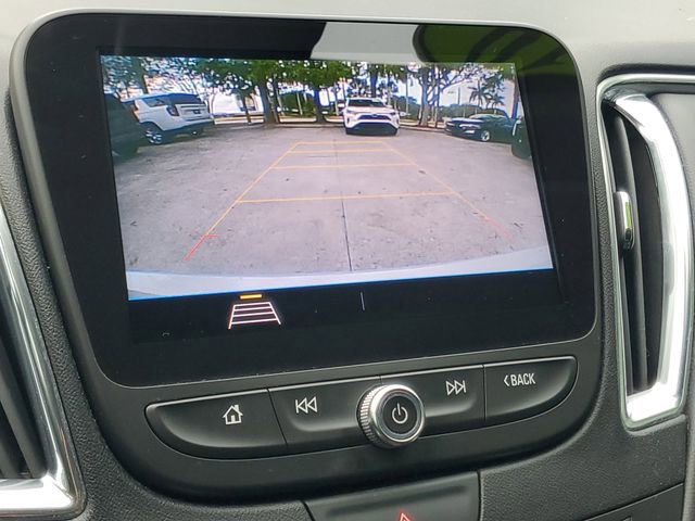 Used 2019 Chevrolet Malibu LT w/ Leather Package FWD image 25