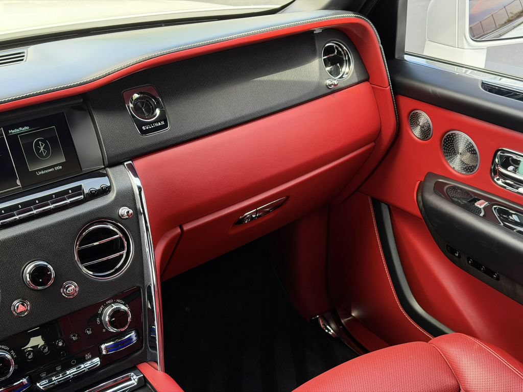 Used 2021 Rolls-Royce Cullinan AWD/4WD image 33