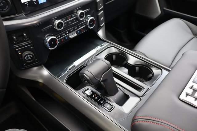 New 2025 Ford F150 Lariat w/ Equipment Group 502A High image 40