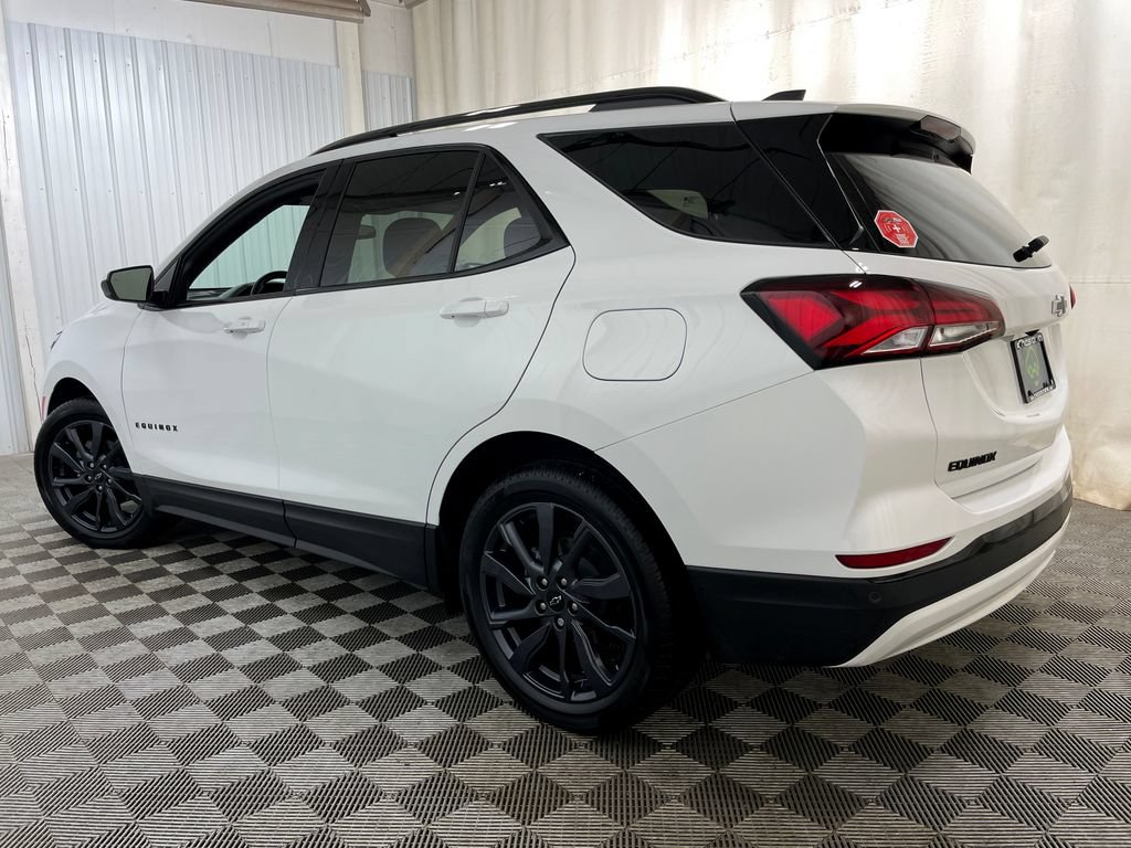 Certified 2024 Chevrolet Equinox RS w/ LPO, Floor Liner Package FWD image 16