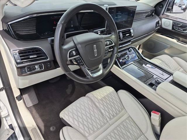 Used 2022 Lincoln Navigator Black Label AWD/4WD image 10