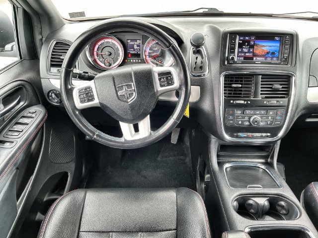Used 2019 Dodge Grand Caravan GT w/ Safety Sphere Group FWD image 19