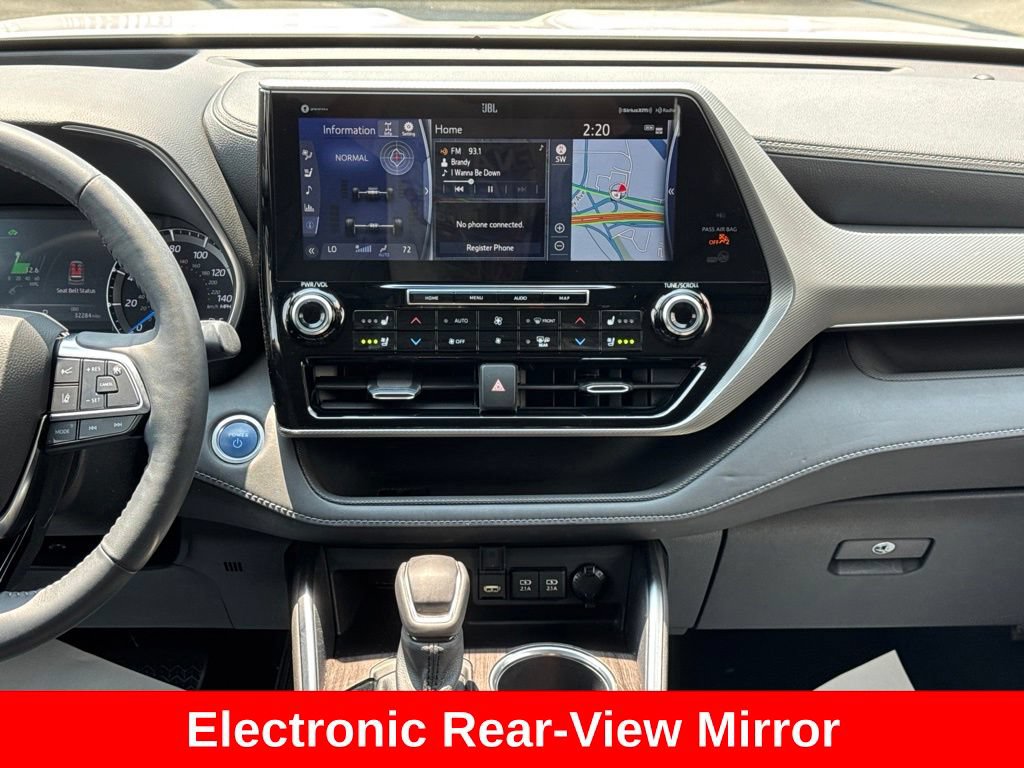 Certified 2020 Toyota Highlander Platinum AWD/4WD image 21