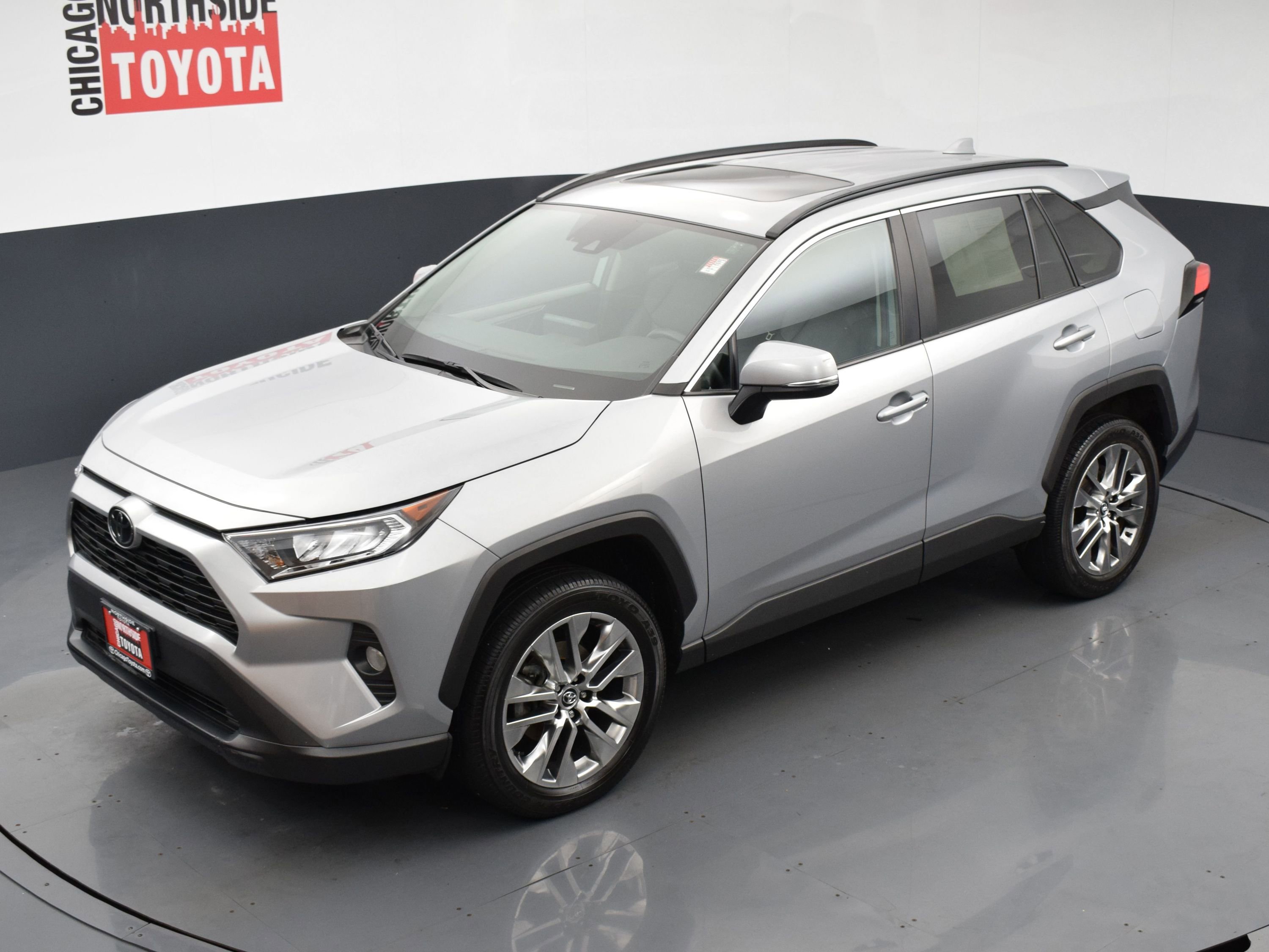 Used 2020 Toyota RAV4 XLE Premium AWD/4WD image 26
