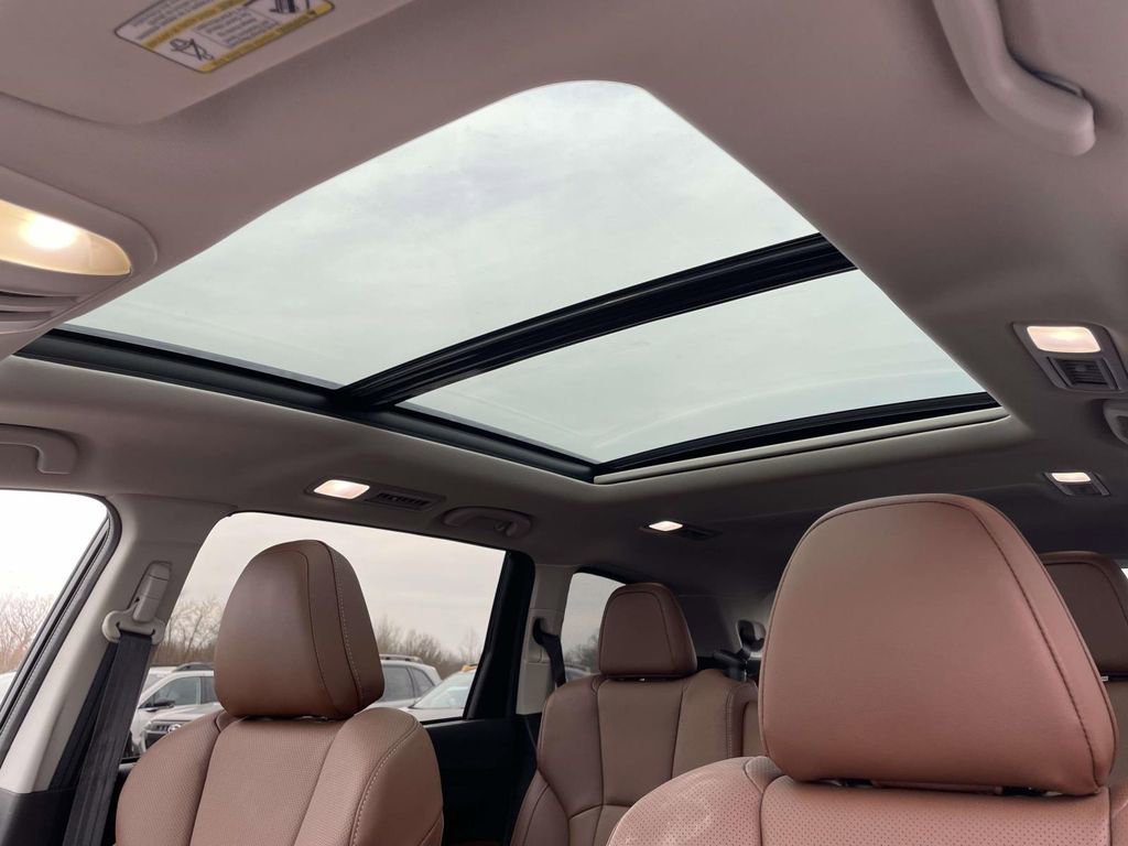 Used 2025 Subaru Ascent Touring w/ Popular Package #2 image 10